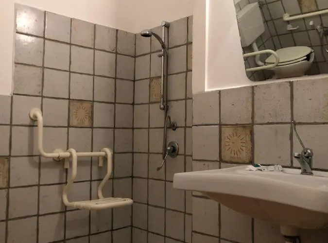 La Foresteria Πανσιόν *